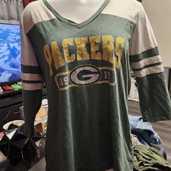 Tops - Green Packers V-Neck Shirt